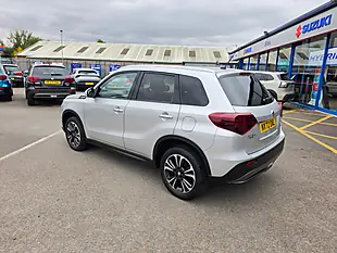 Used 2022 Suzuki Vitara SZ5 Silver - Interior and Exterior details 7