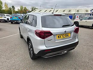 Used 2022 Suzuki Vitara SZ5 Silver - Interior and Exterior details 8