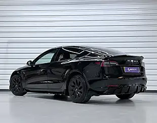 Used 2022 Tesla Model 3 Long Range Black - Interior and Exterior details 4