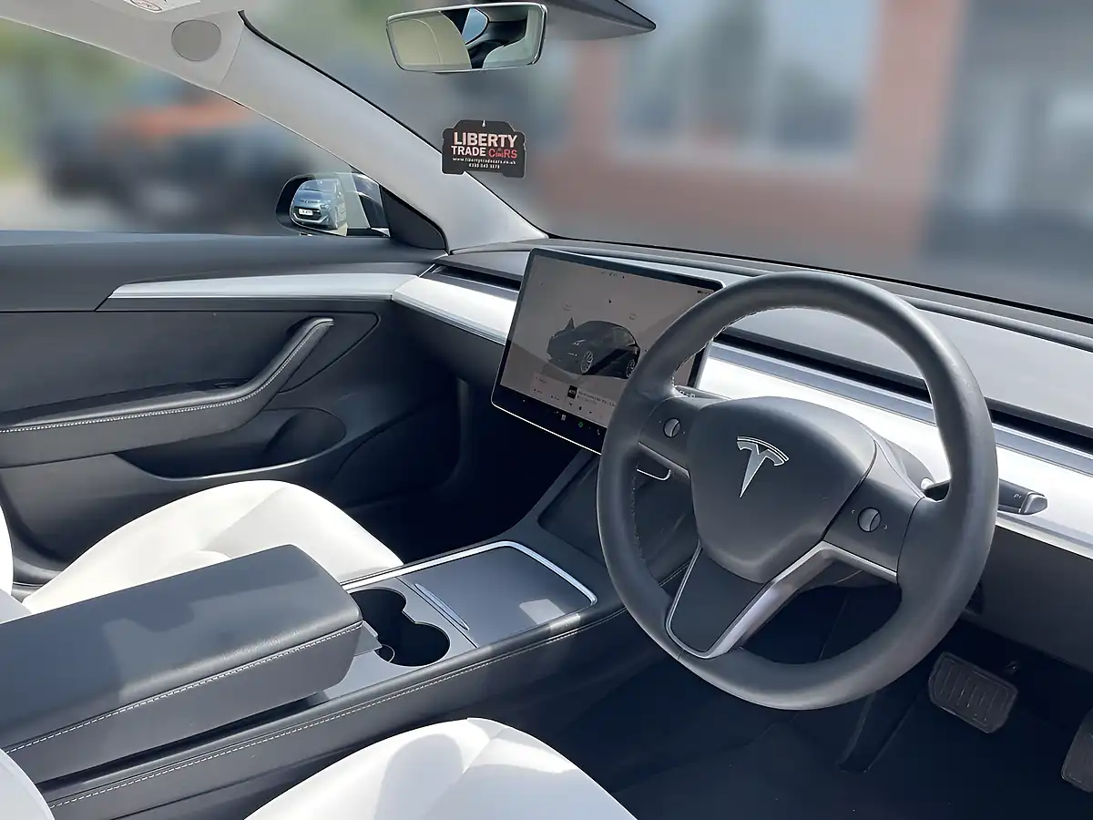 Used 2022 Tesla Model 3 Long Range Black - Interior and Exterior details 10