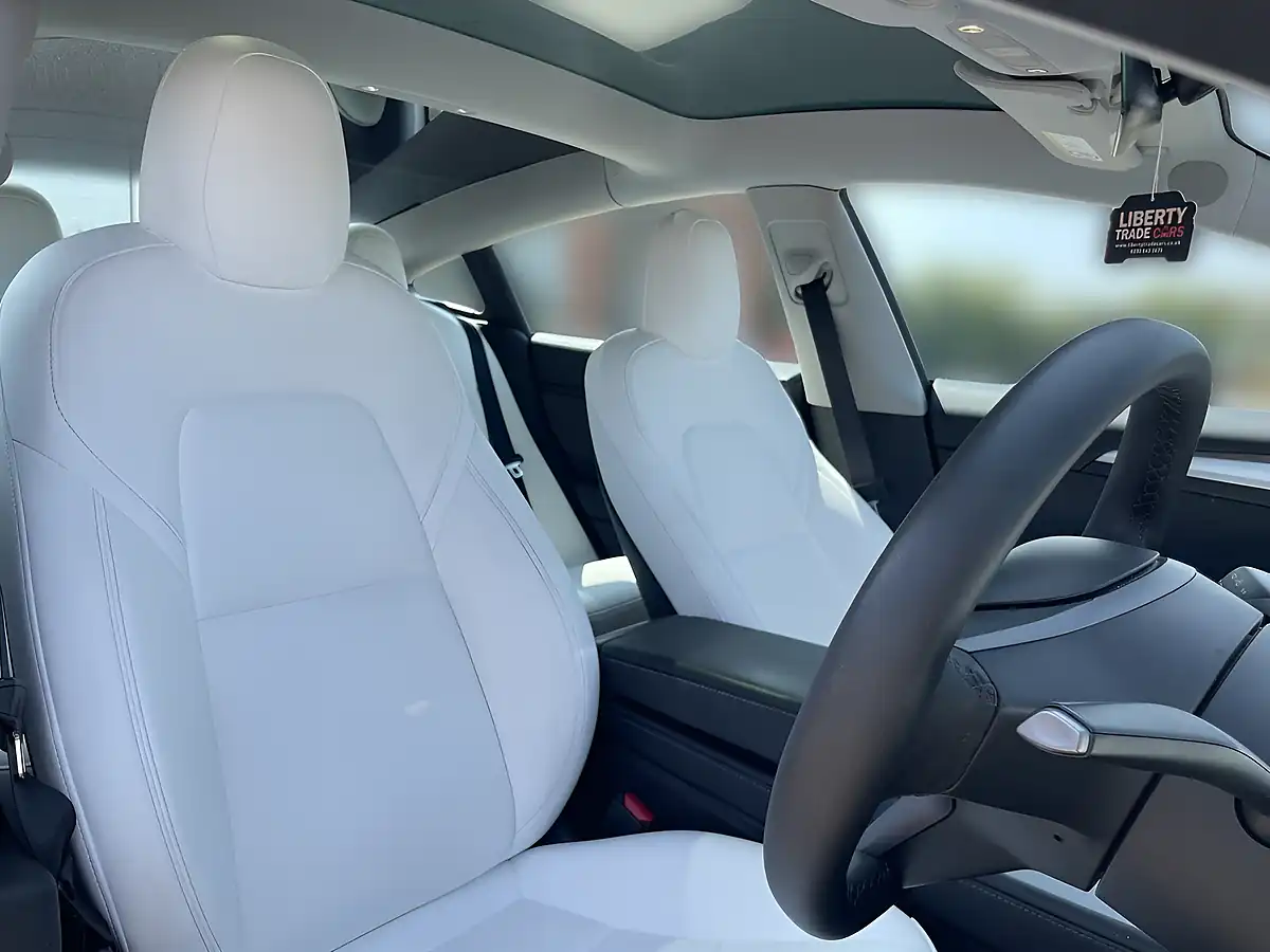 Used 2022 Tesla Model 3 Long Range Black - Interior and Exterior details 3