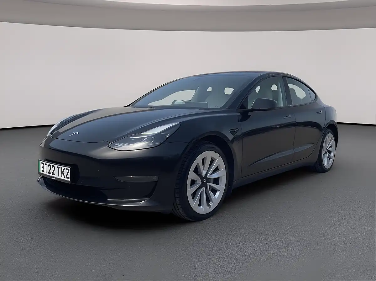 Used 2022 Tesla Model 3 Long Range Black - Interior and Exterior details 4