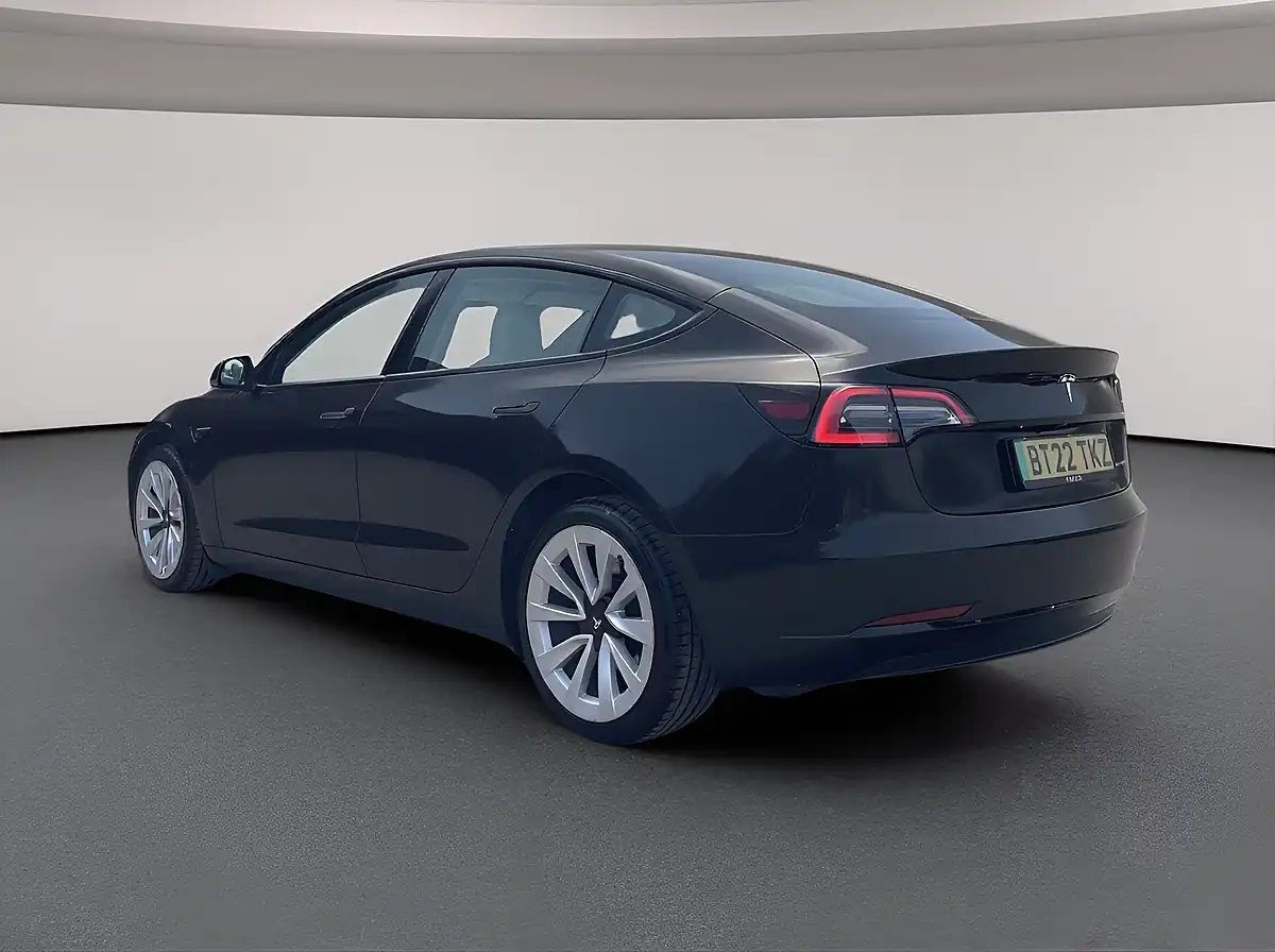 Used 2022 Tesla Model 3 Long Range Black - Interior and Exterior details 6