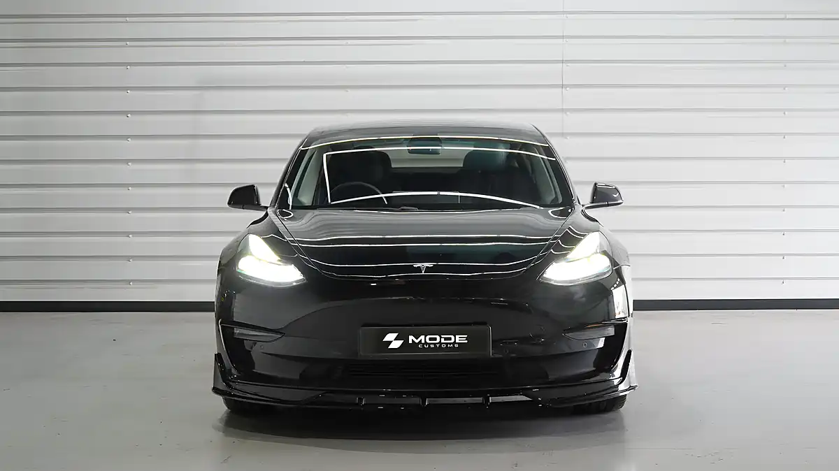 Used 2022 Tesla Model 3 Long Range Black - Interior and Exterior details 2