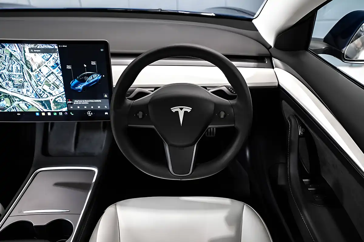 Used 2022 Tesla Model 3 Long Range Blue - Interior and Exterior details 14