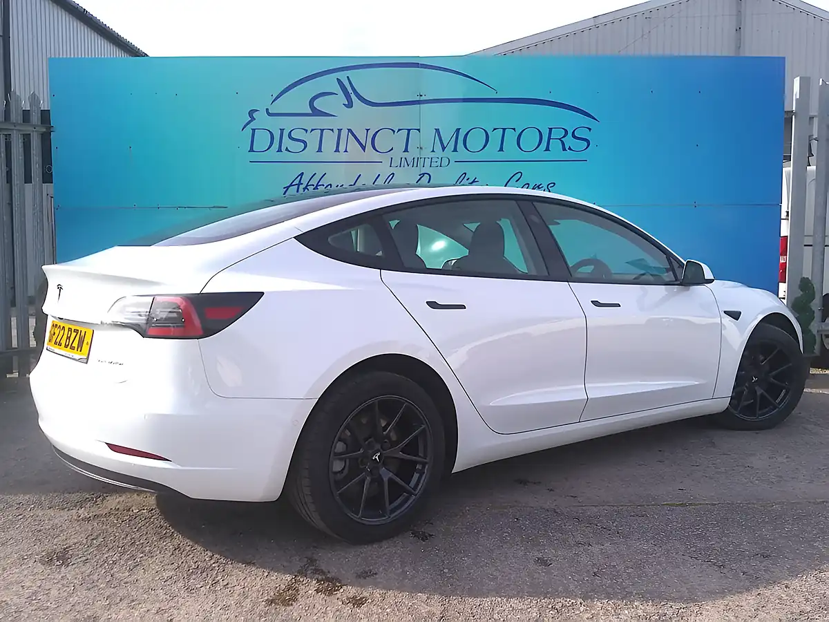 Used 2022 Tesla Model 3 Long Range White - Interior and Exterior details 4