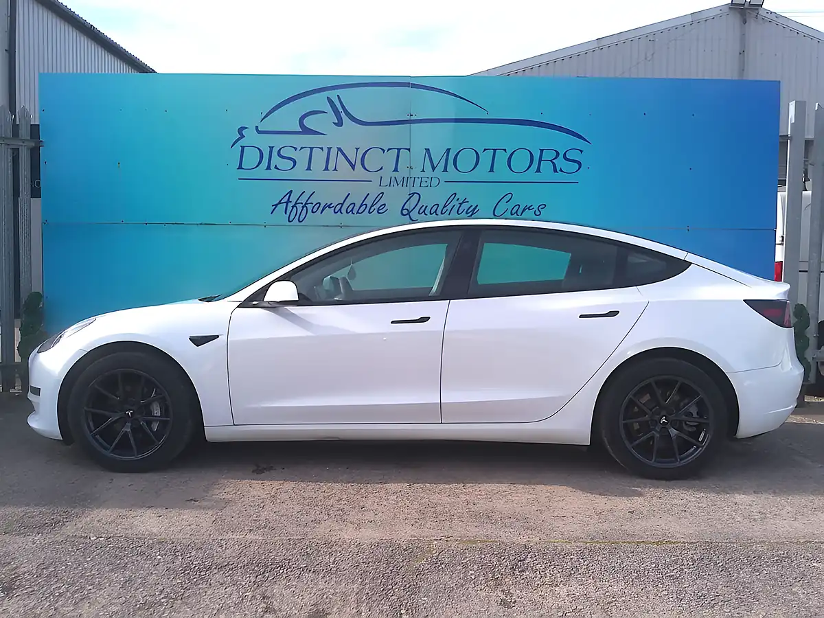 Used 2022 Tesla Model 3 Long Range White - Interior and Exterior details 7