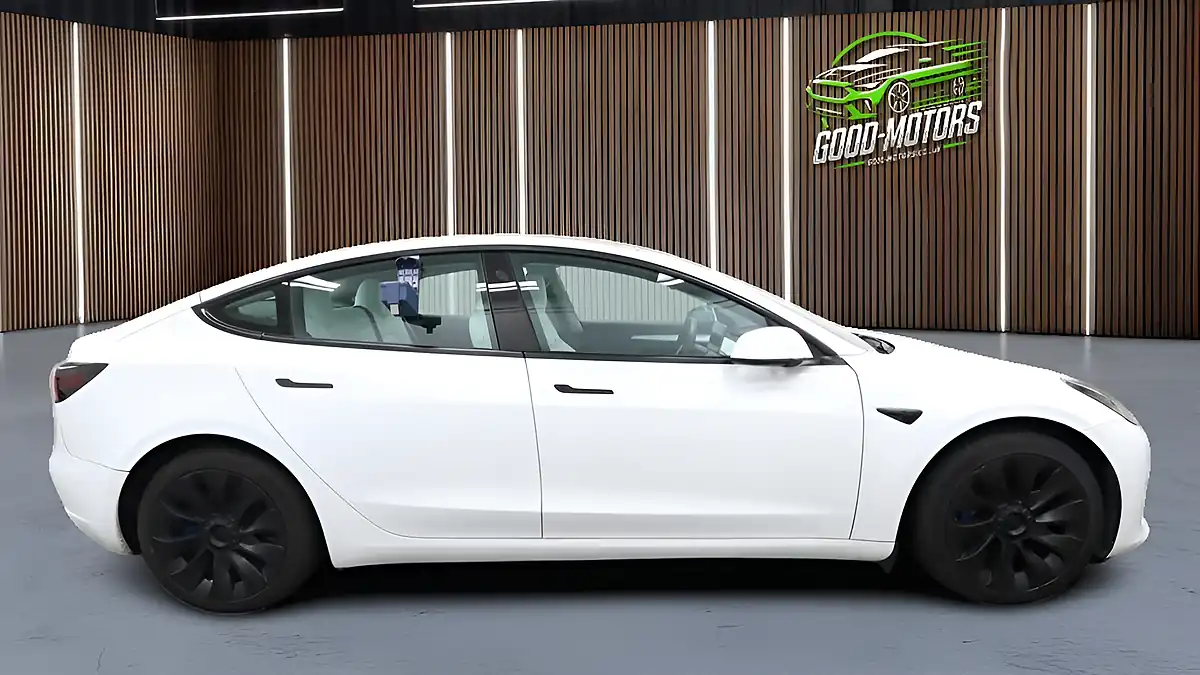 Used 2022 Tesla Model 3 Long Range White - Interior and Exterior details 5