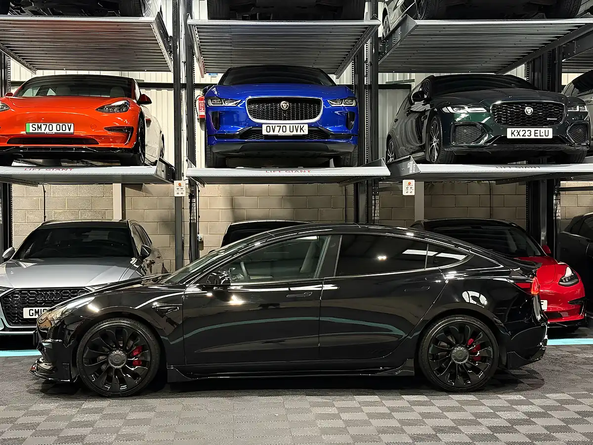 Used 2022 Tesla Model 3 Performance Black - Interior and Exterior details 7