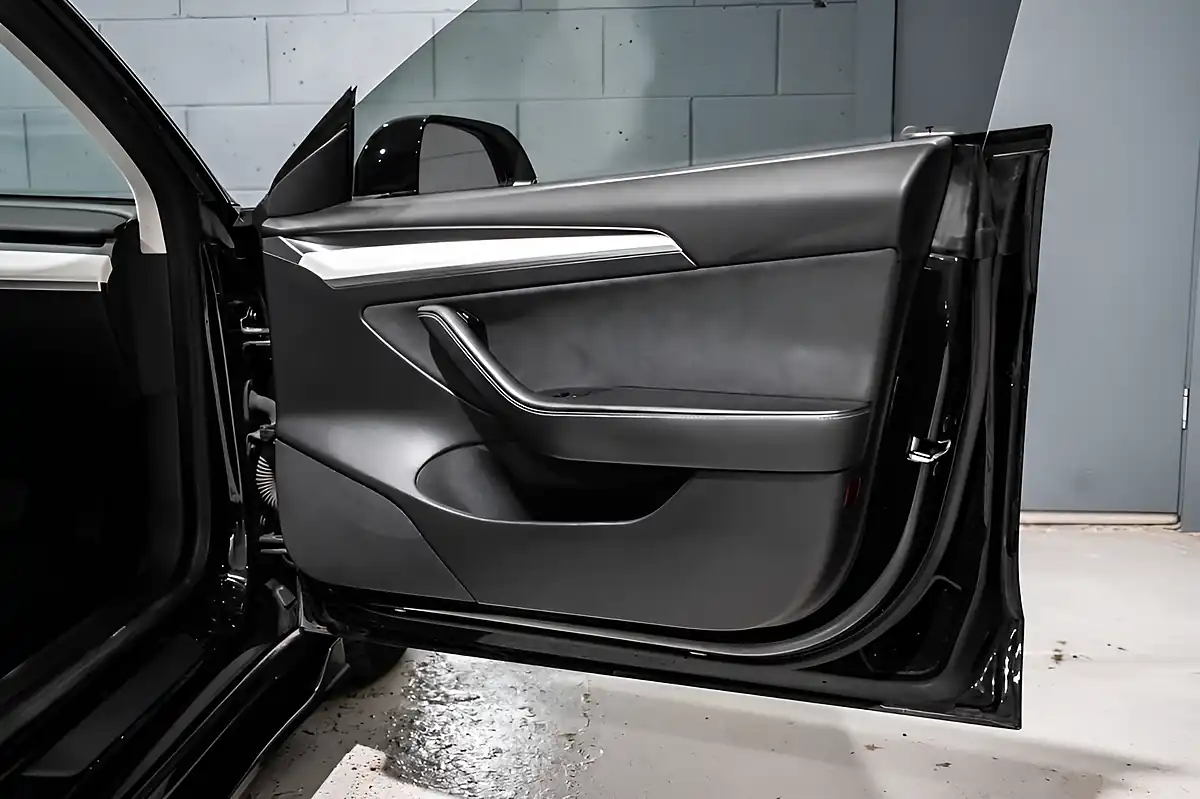 Used 2022 Tesla Model 3 Performance Black - Interior and Exterior details 6