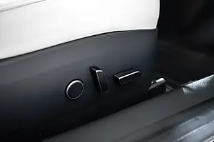 Used 2022 Tesla Model 3 Performance Black - Interior and Exterior details 9