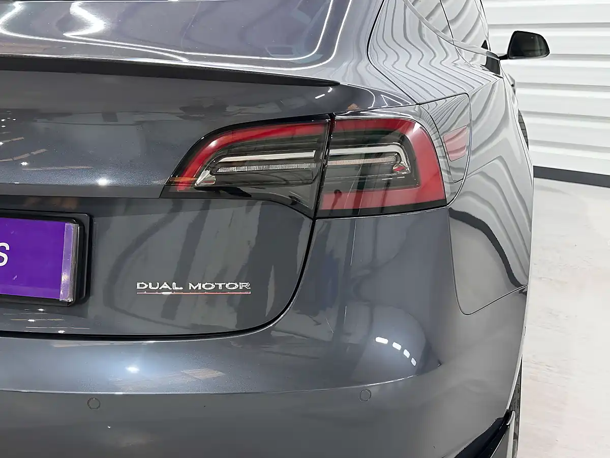 Used 2022 Tesla Model 3 Performance Grey - Interior and Exterior details 13