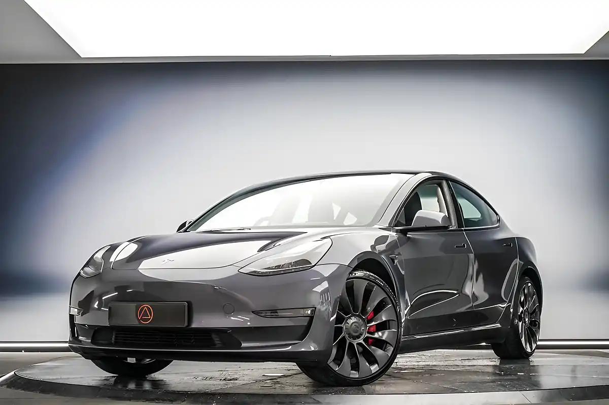Used 2022 Tesla Model 3 Performance Grey - Front View