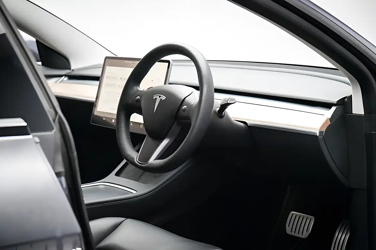 Used 2022 Tesla Model 3 Performance Grey - Interior and Exterior details 15