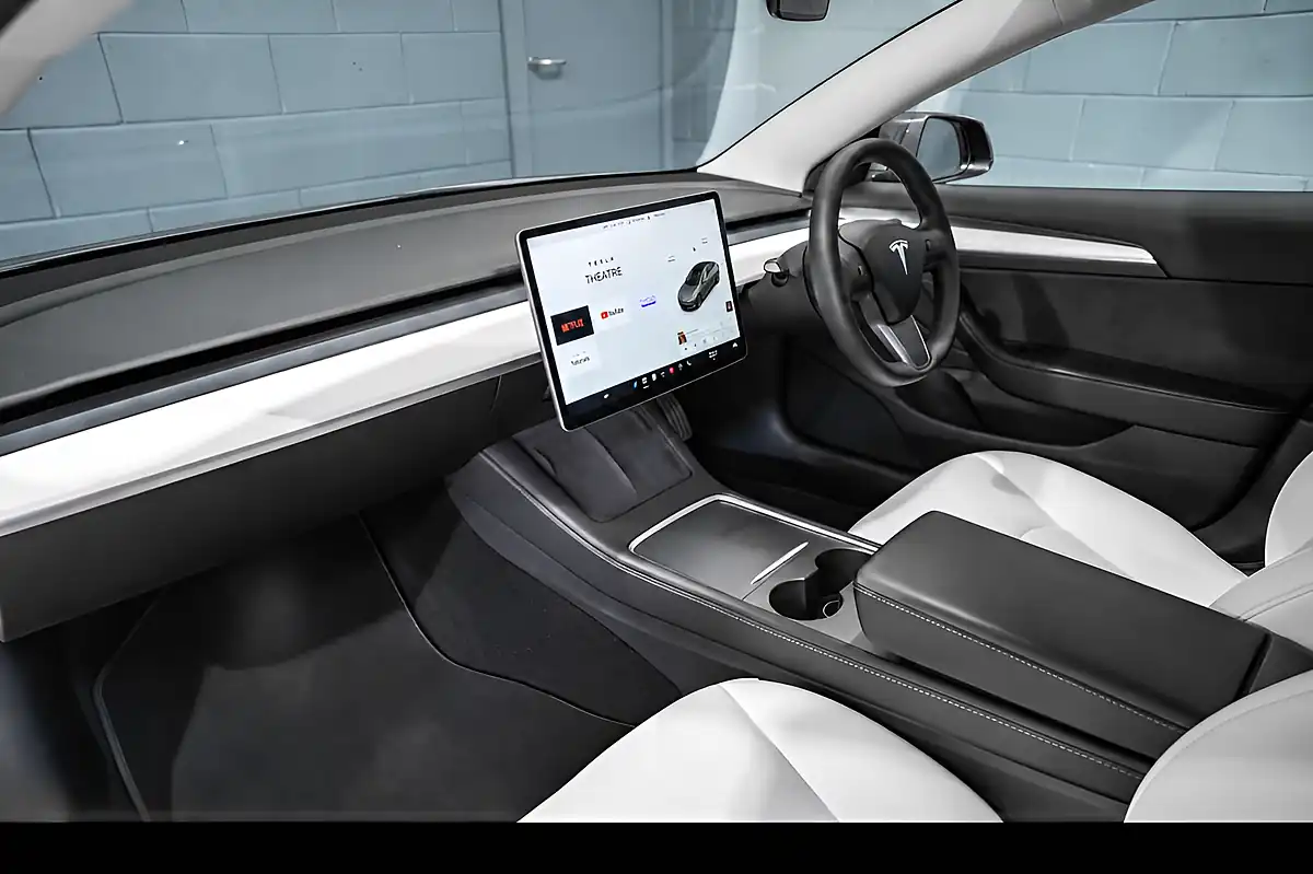 Used 2022 Tesla Model 3 Performance Grey - Interior and Exterior details 13
