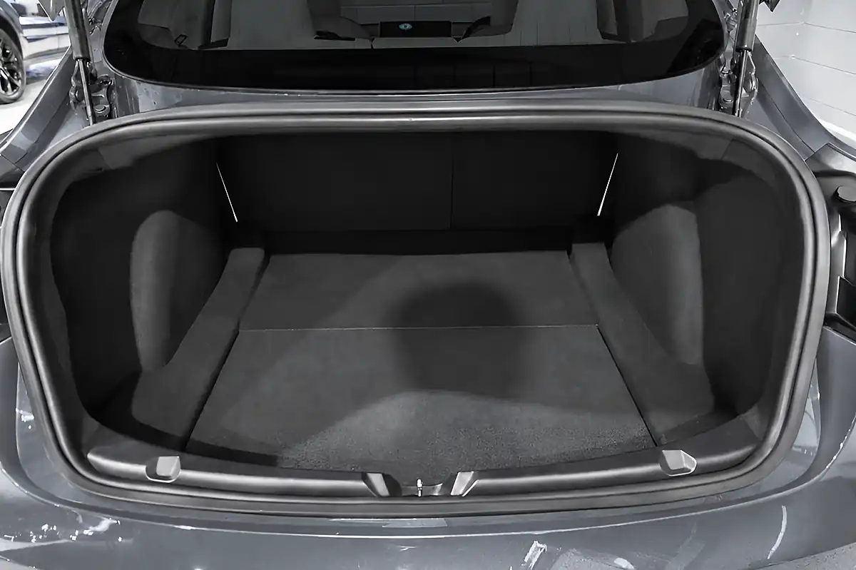 Used 2022 Tesla Model 3 Performance Grey - Interior and Exterior details 17