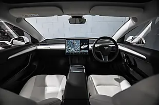 Used 2022 Tesla Model 3 Performance White - Interior and Exterior details 2