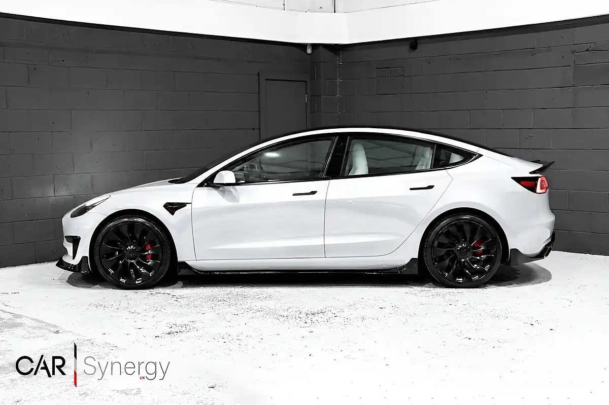 Used 2022 Tesla Model 3 Performance White - Interior and Exterior details 4