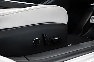 Used 2022 Tesla Model 3 Performance White - Interior and Exterior details 9