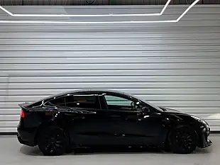 Used 2022 Tesla Model 3 Standard Range + Black - Interior and Exterior details 3