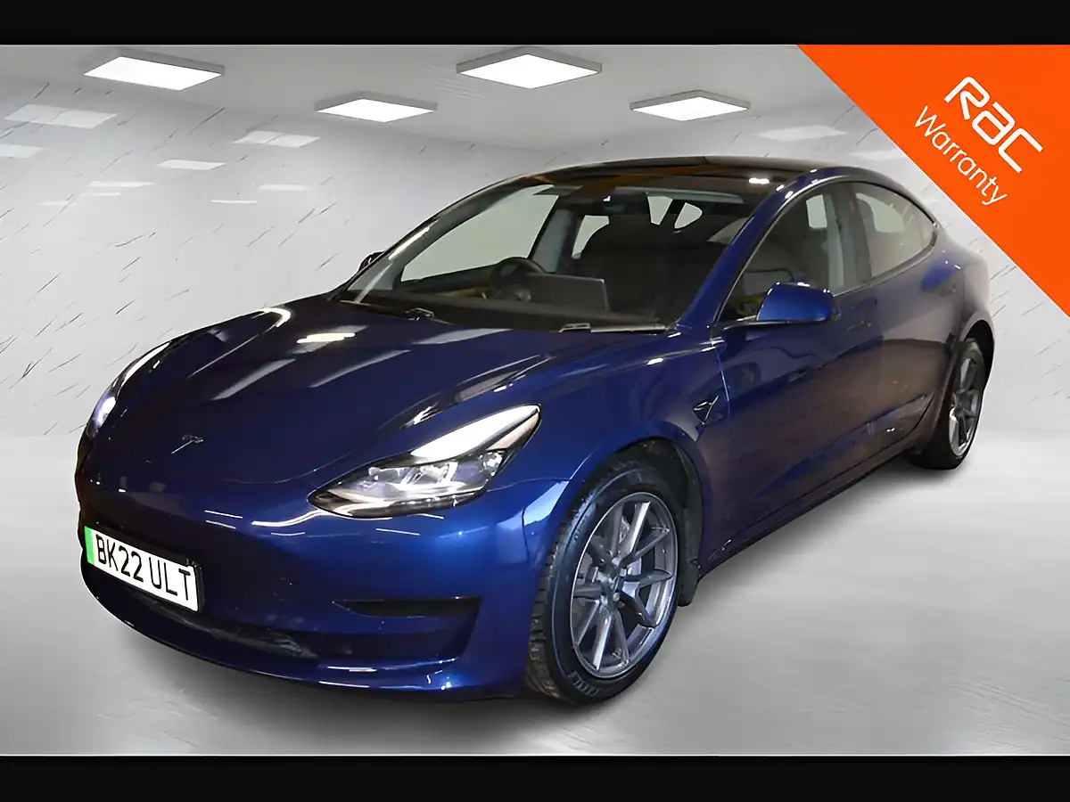Used 2022 Tesla Model 3 Standard Range Plus Blue - Front View
