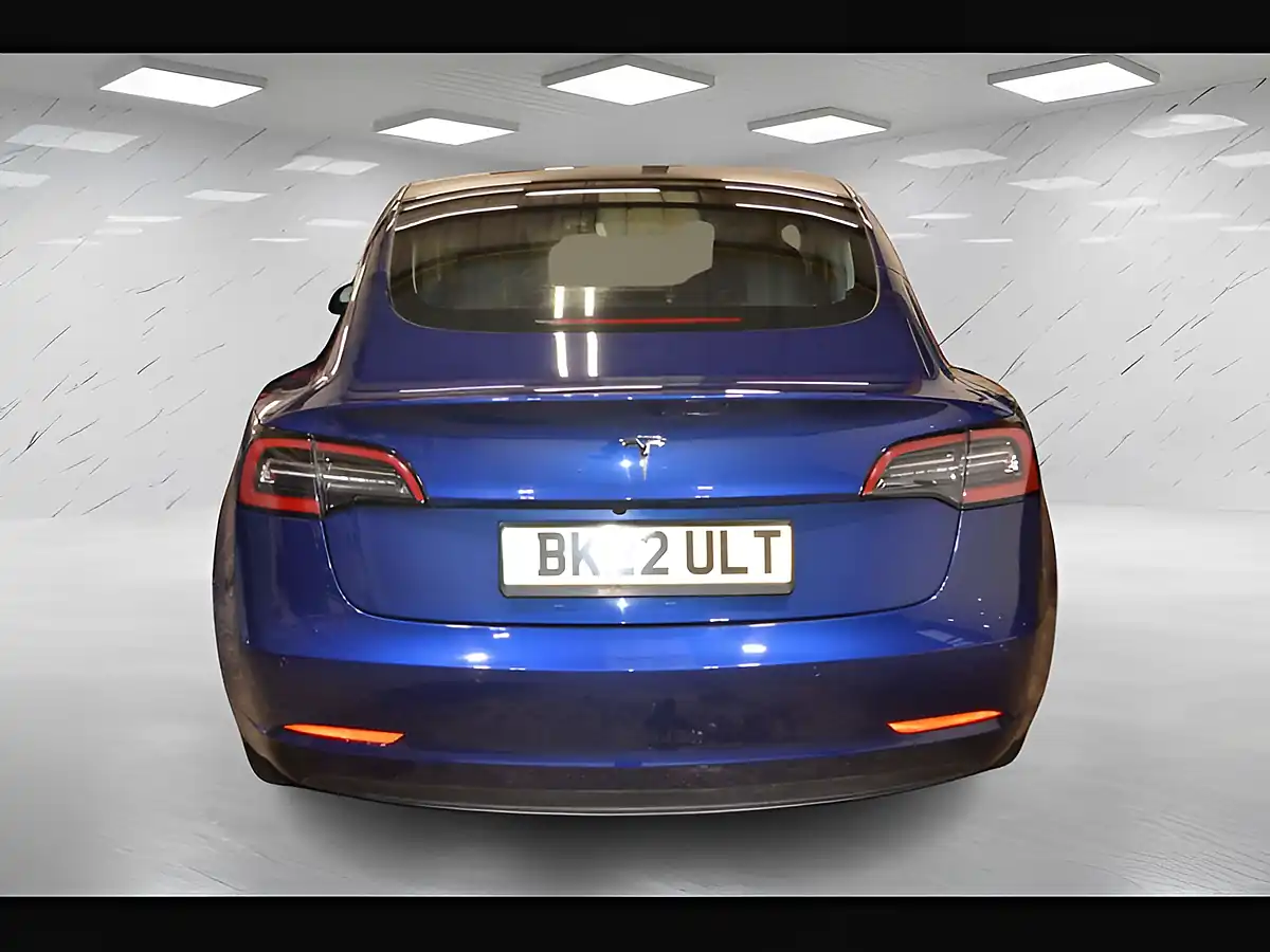 Used 2022 Tesla Model 3 Standard Range Plus Blue - Interior and Exterior details 7
