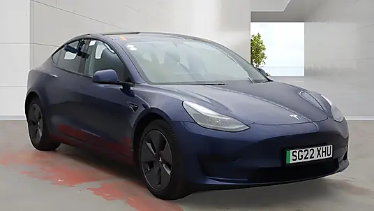 2022 Tesla Model 3 Standard Range Plus