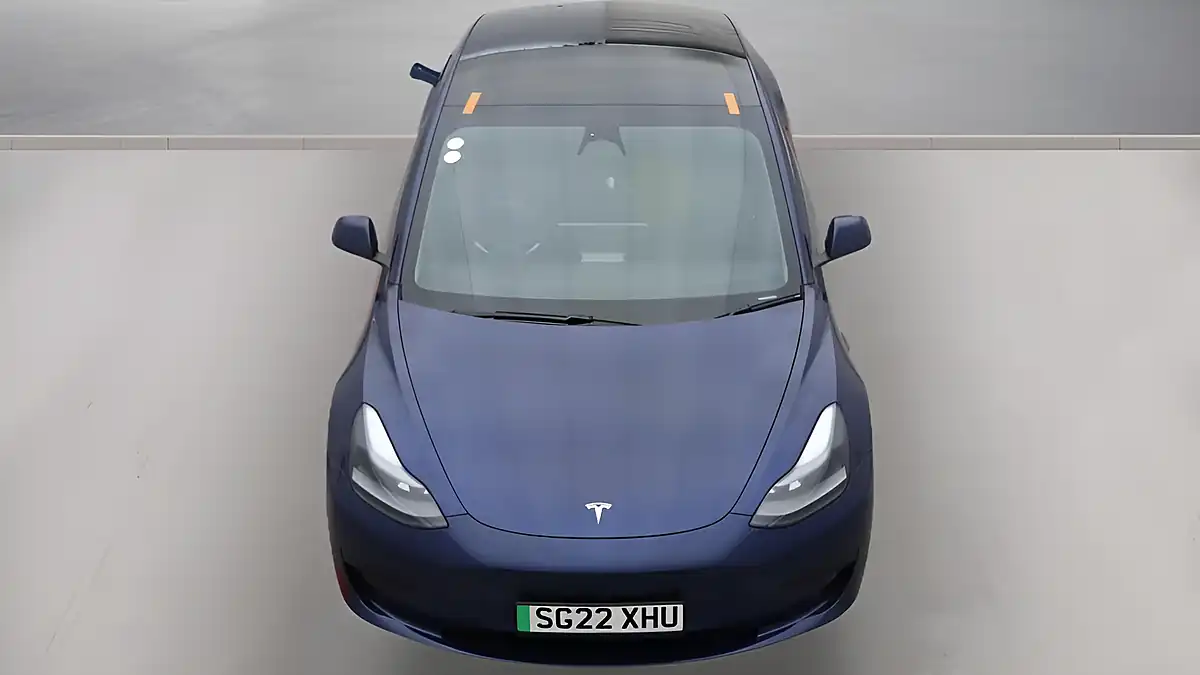 Used 2022 Tesla Model 3 Standard Range Plus Blue - Interior and Exterior details 11