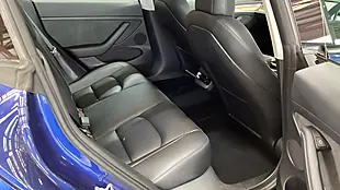Used 2022 Tesla Model 3 Standard Range Plus Blue - Interior and Exterior details 14