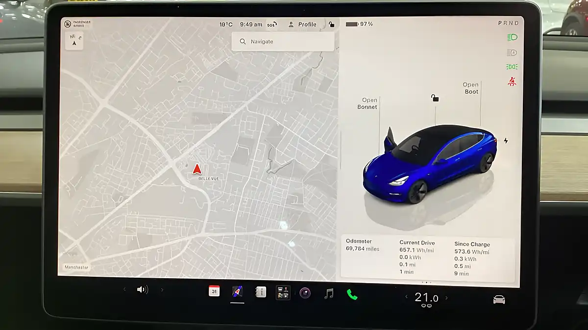 Used 2022 Tesla Model 3 Standard Range Plus Blue - Interior and Exterior details 17