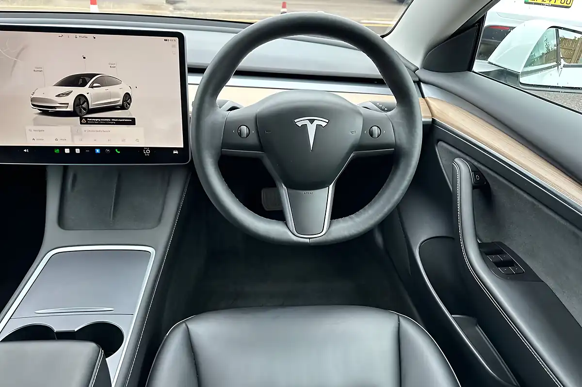 Used 2022 Tesla Model 3 Standard Range Plus Multi Coat Pearlescent White - Interior and Exterior details 12