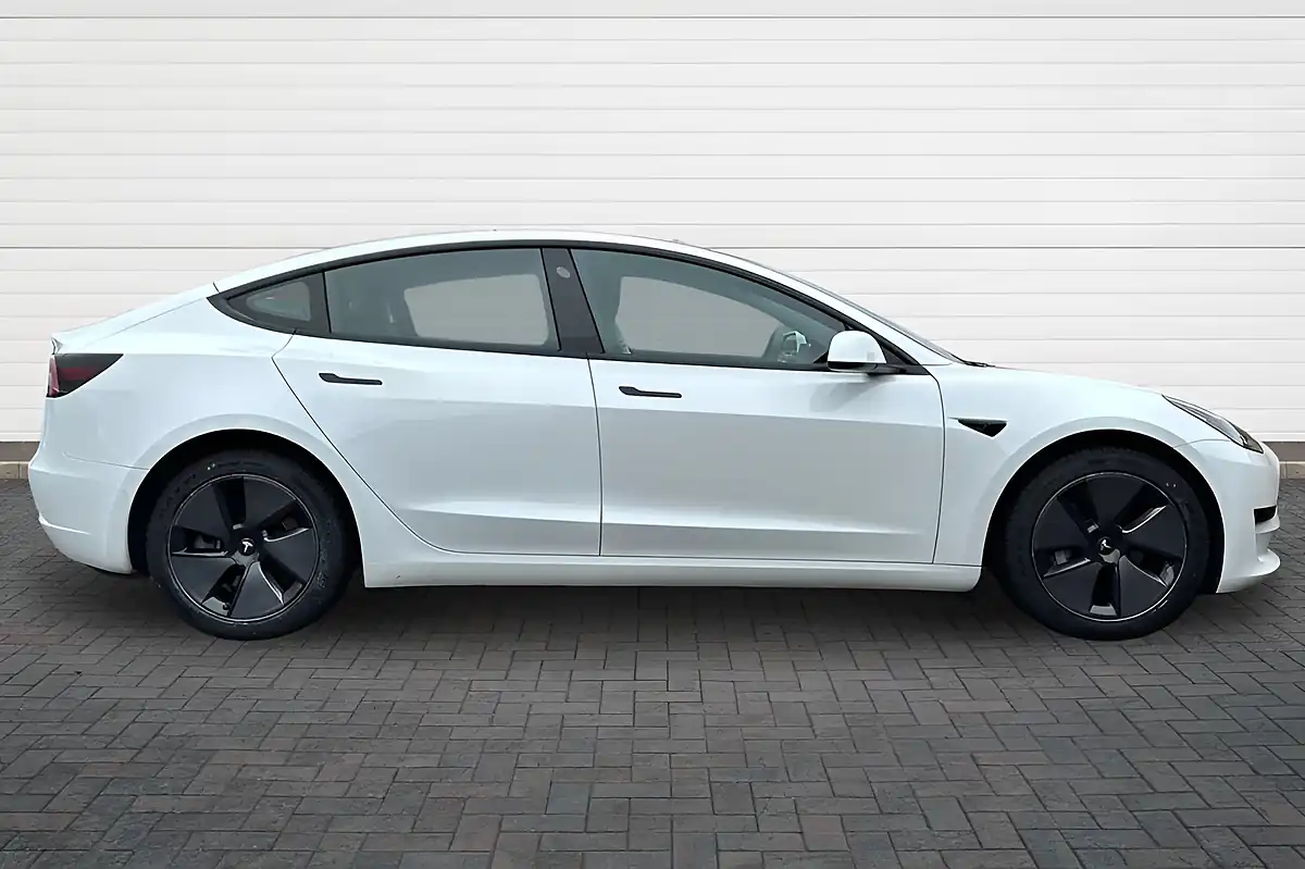 Used 2022 Tesla Model 3 Standard Range Plus Multi Coat Pearlescent White - Interior and Exterior details 2