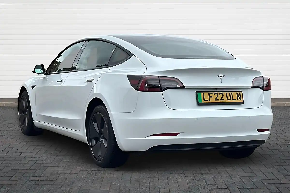 Used 2022 Tesla Model 3 Standard Range Plus Multi Coat Pearlescent White - Interior and Exterior details 5