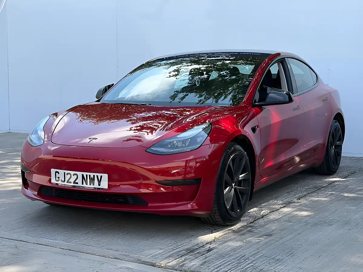 Used 2022 Tesla Model 3 Standard Range Plus Red - Interior and Exterior details 14