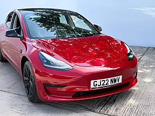 Used 2022 Tesla Model 3 Standard Range Plus Red - Interior and Exterior details 3
