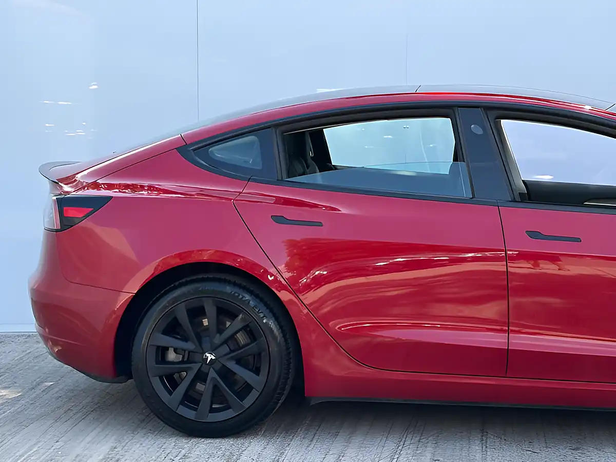 Used 2022 Tesla Model 3 Standard Range Plus Red - Interior and Exterior details 8