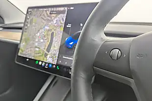 Used 2022 Tesla Model 3 Standard Range Plus White - Interior and Exterior details 10