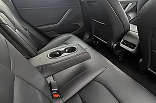 Used 2022 Tesla Model 3 Standard Range Plus White - Interior and Exterior details 11