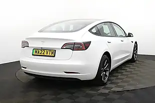 Used 2022 Tesla Model 3 Standard Range Plus White - Interior and Exterior details 4