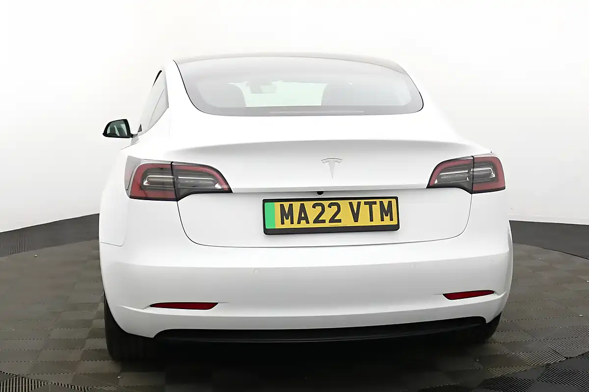 Used 2022 Tesla Model 3 Standard Range Plus White - Interior and Exterior details 5