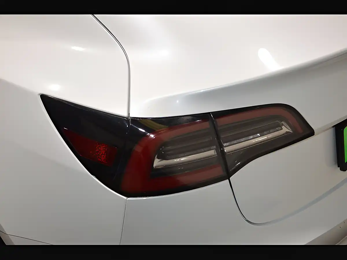 Used 2022 Tesla Model 3 Standard Range Plus White - Interior and Exterior details 17