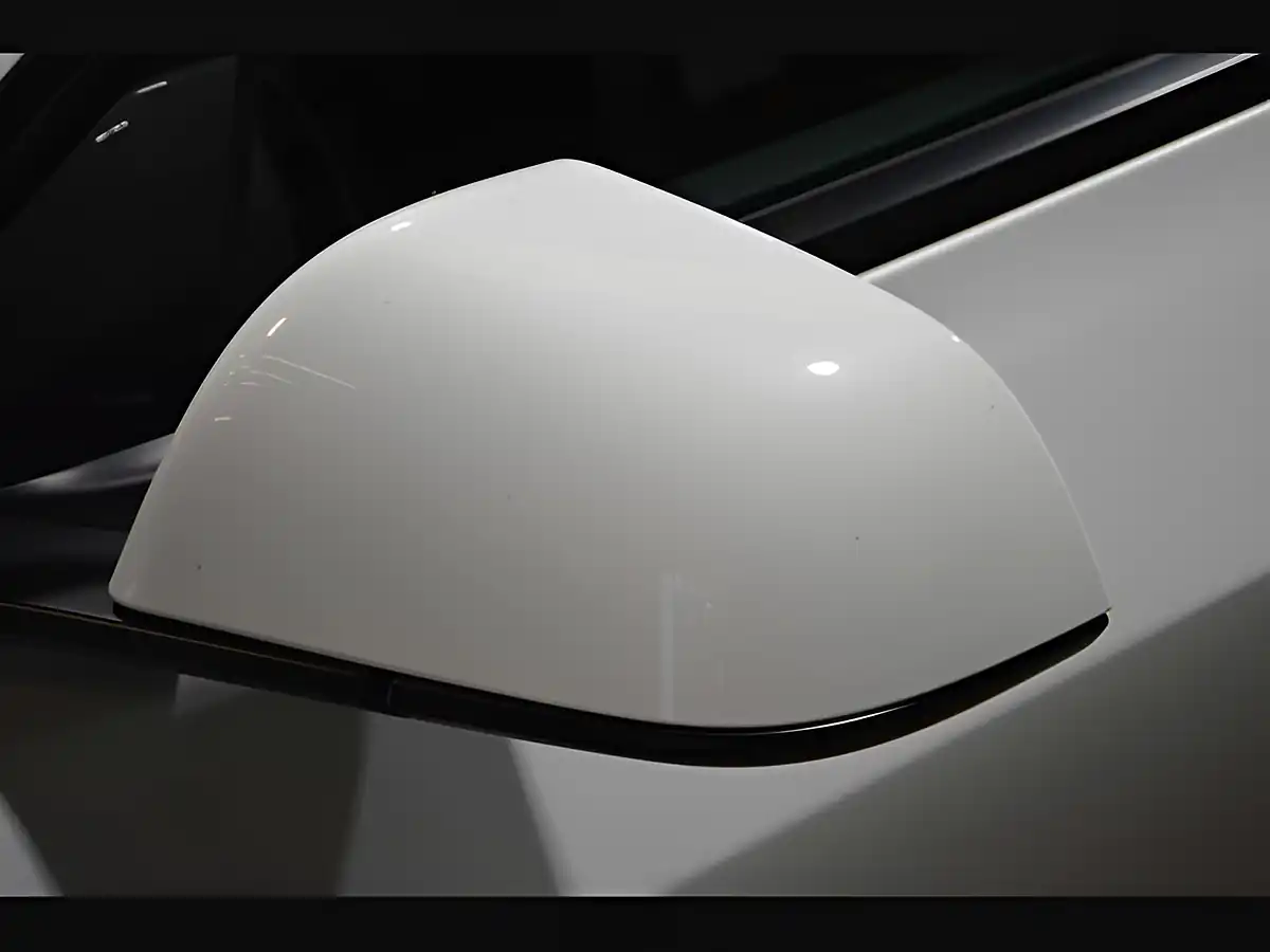 Used 2022 Tesla Model 3 Standard Range Plus White - Interior and Exterior details 18