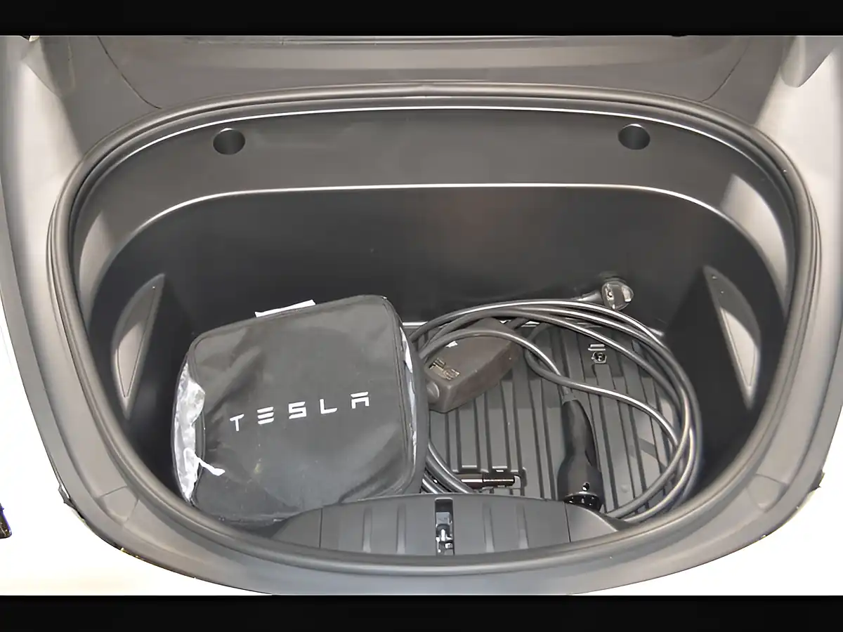 Used 2022 Tesla Model 3 Standard Range Plus White - Interior and Exterior details 20