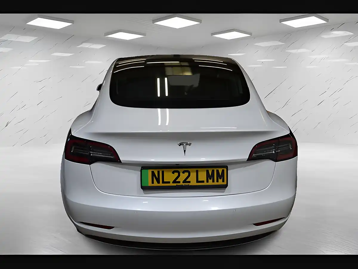 Used 2022 Tesla Model 3 Standard Range Plus White - Interior and Exterior details 7