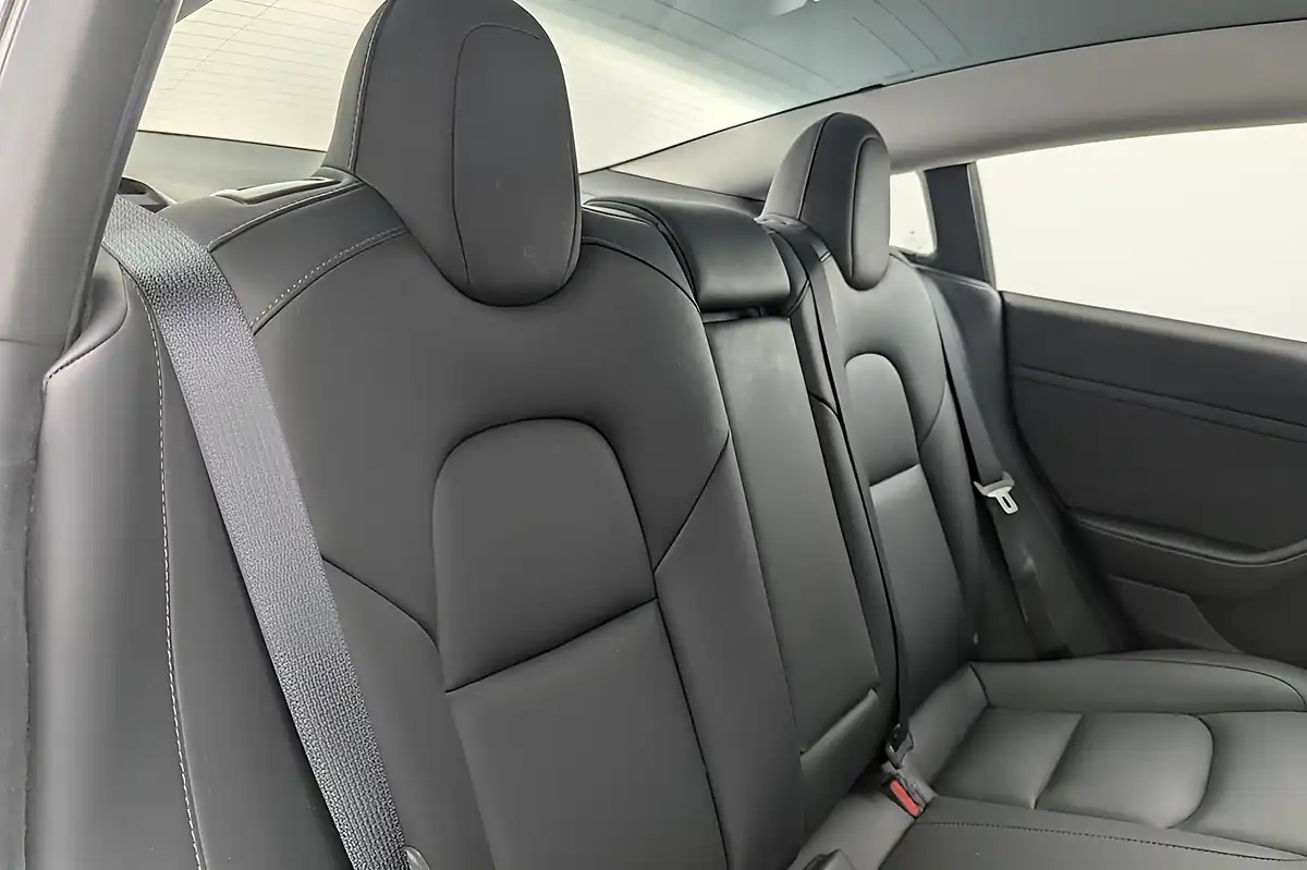 Used 2022 Tesla Model 3 White - Interior and Exterior details 16