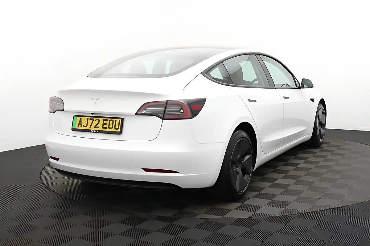 Used 2022 Tesla Model 3 White - Interior and Exterior details 3