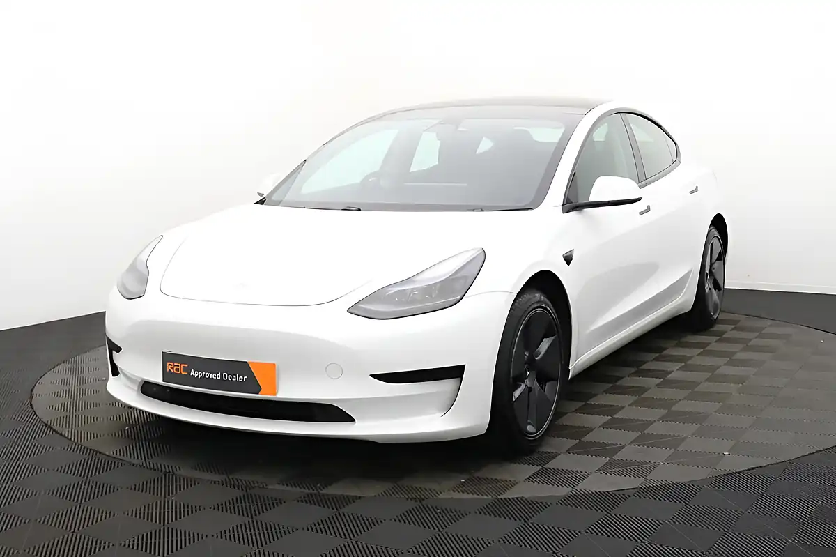 Used 2022 Tesla Model 3 White - Interior and Exterior details 6