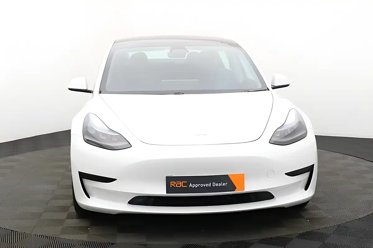 Used 2022 Tesla Model 3 White - Interior and Exterior details 7