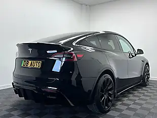 Used 2022 Tesla Model Y Long Range Black - Interior and Exterior details 8