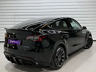 Used 2022 Tesla Model Y Long Range Black - Interior and Exterior details 19